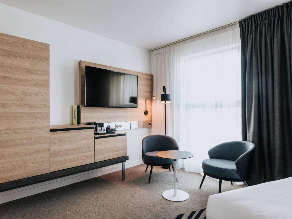 Novotel Angers Centre Gare Экстерьер фото