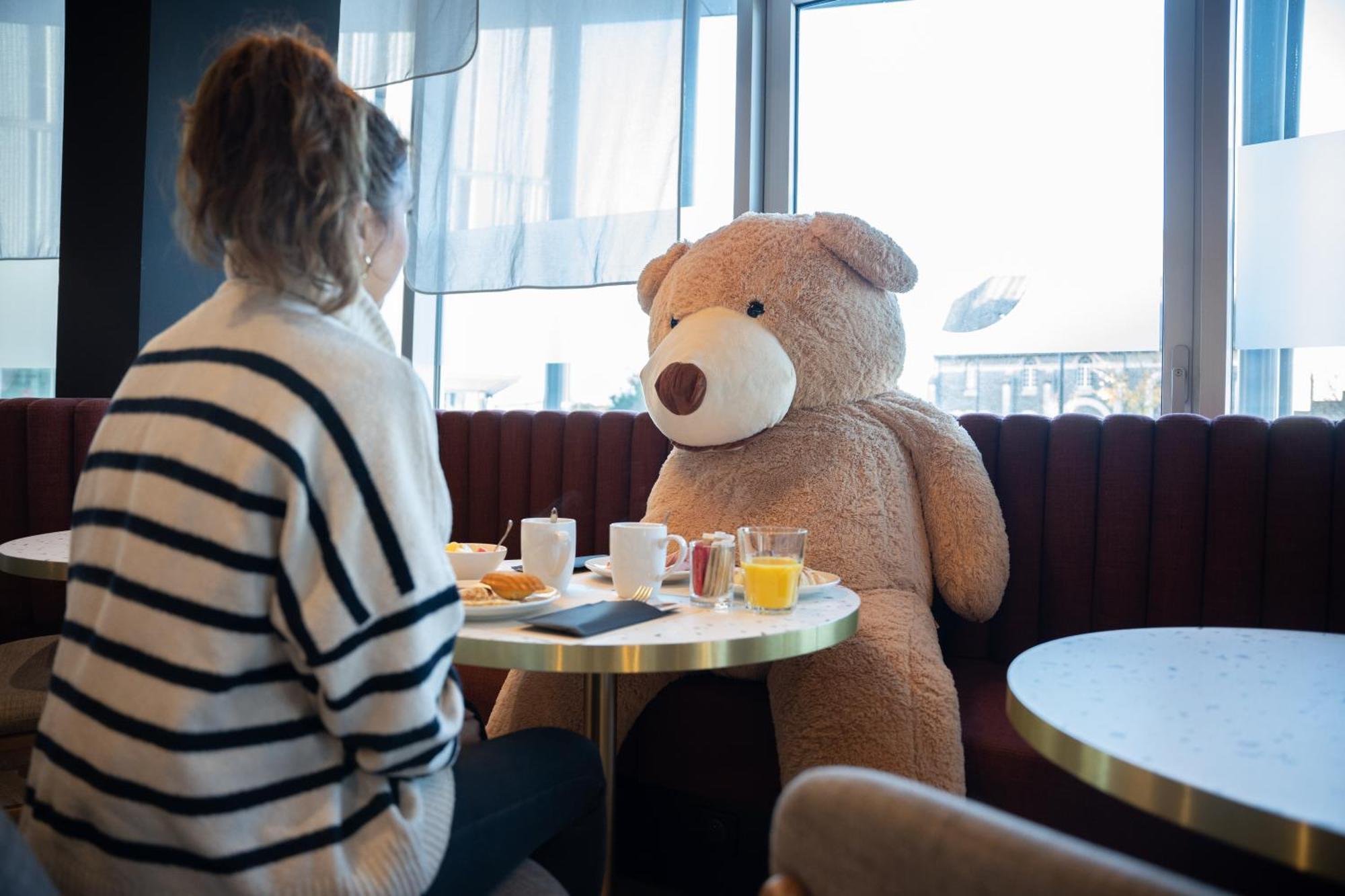 Novotel Angers Centre Gare Экстерьер фото