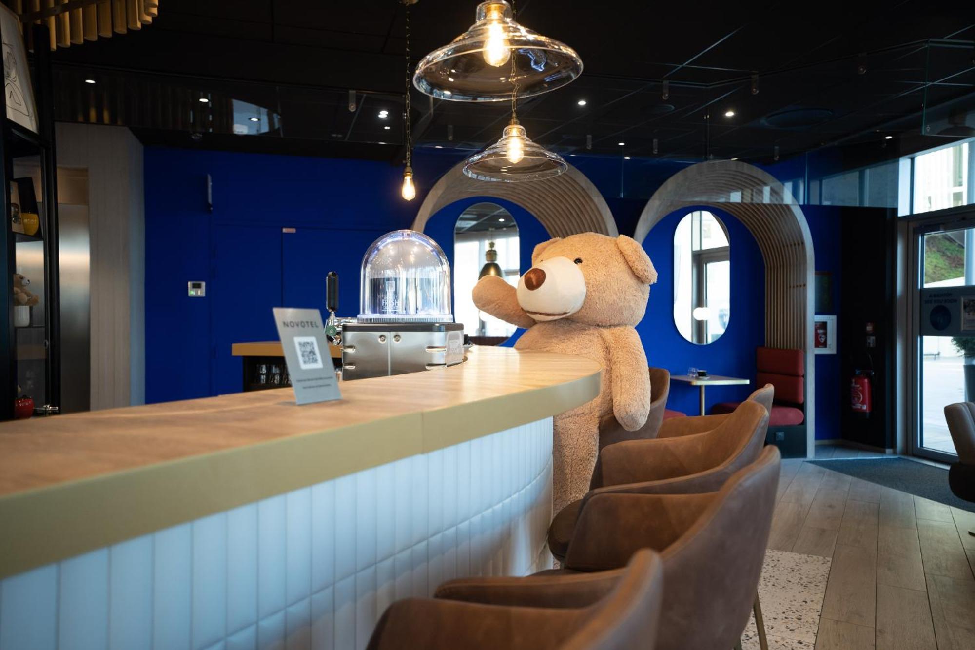 Novotel Angers Centre Gare Экстерьер фото