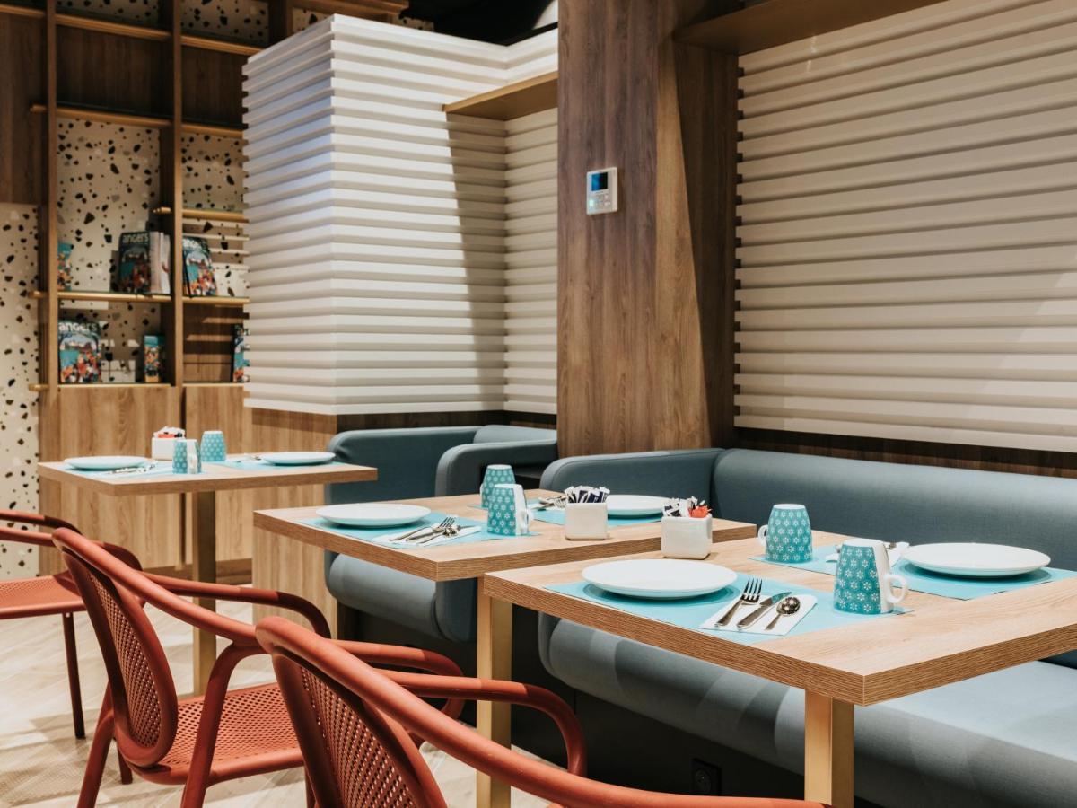 Novotel Angers Centre Gare Экстерьер фото